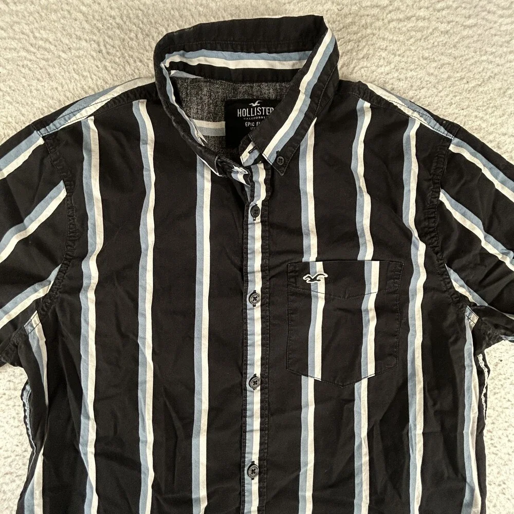 Hollister Shirt Mens Small Lot of 2 Striped Button Up Short Sleeve Epic Flex
